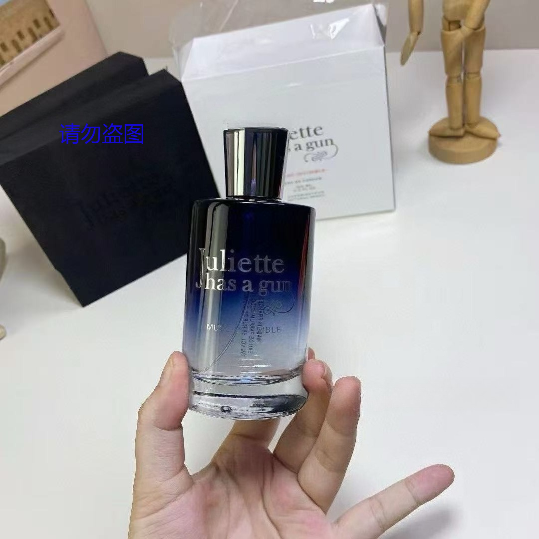 Luksusowy perfum w formie wody – Fragrance Perfume For Man recenzja i cena